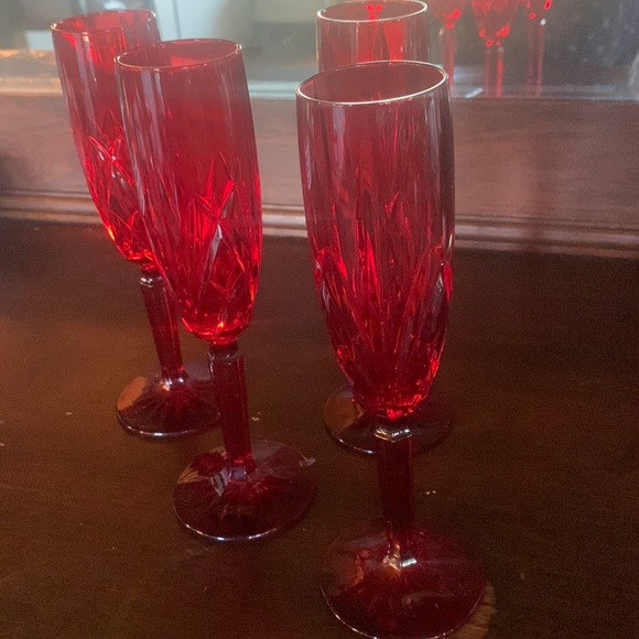 Flawless Waterford Red Crystal Flutes - Picture 2 of 4